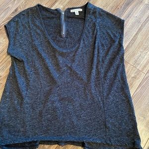 Scoop neck American Eagle t-shirt